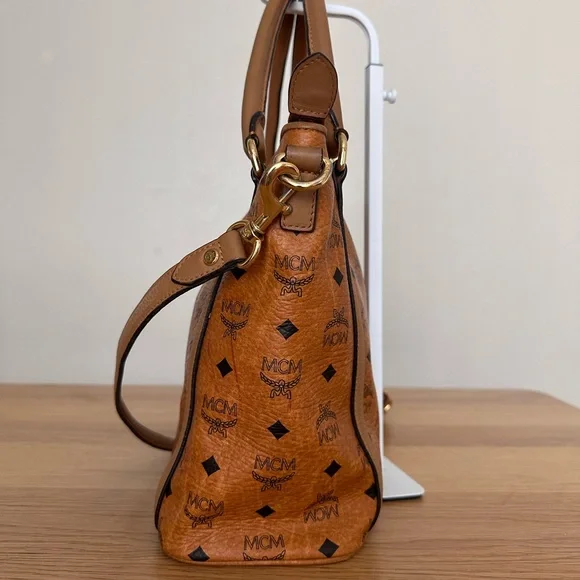 MCM Cognac Shoulder bag - Picture 3 of 16